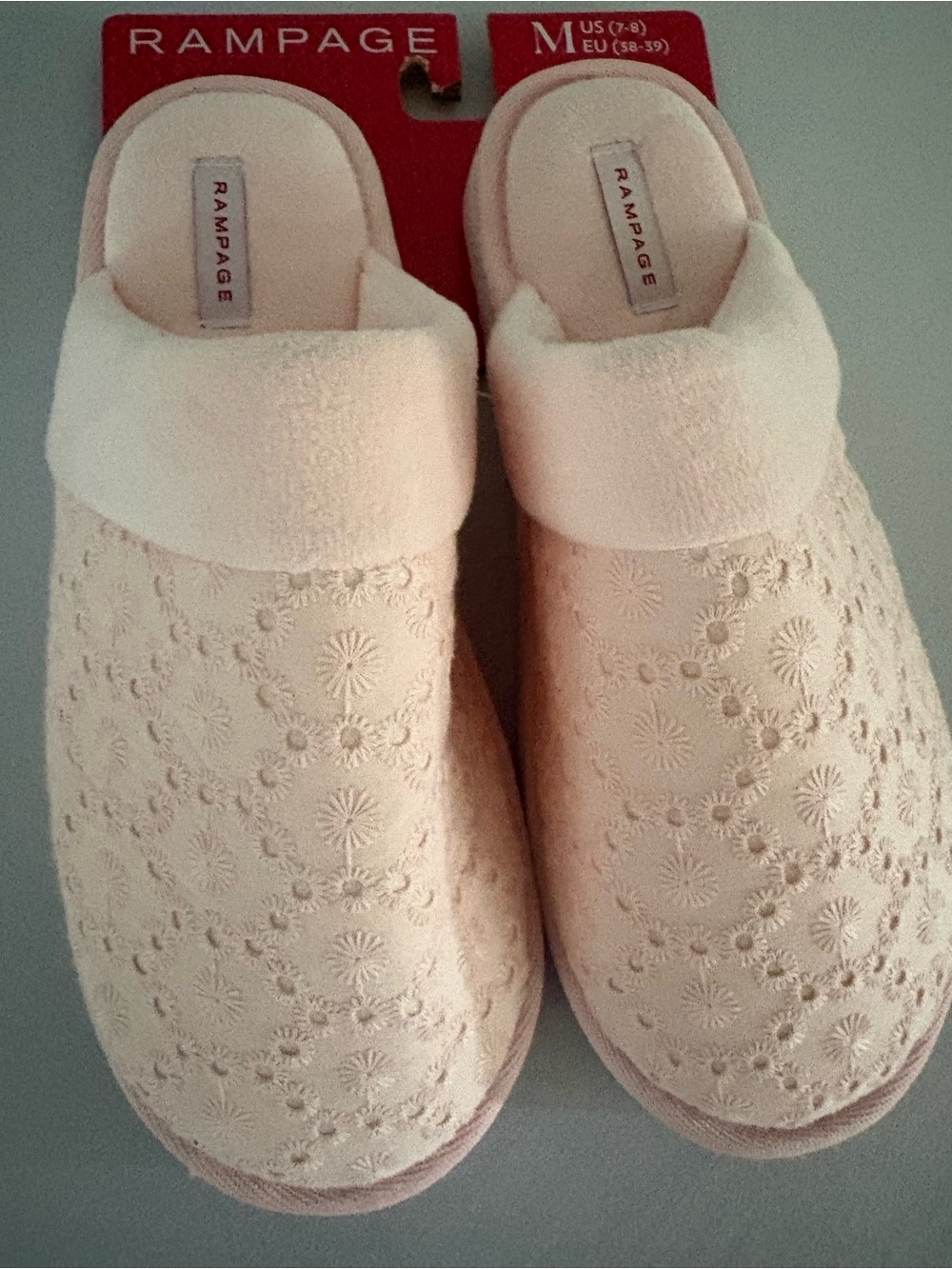 Rampage Light Pink Women's Slip-On Clog Slippers. Size M (7/8) - Picture 3 of 5